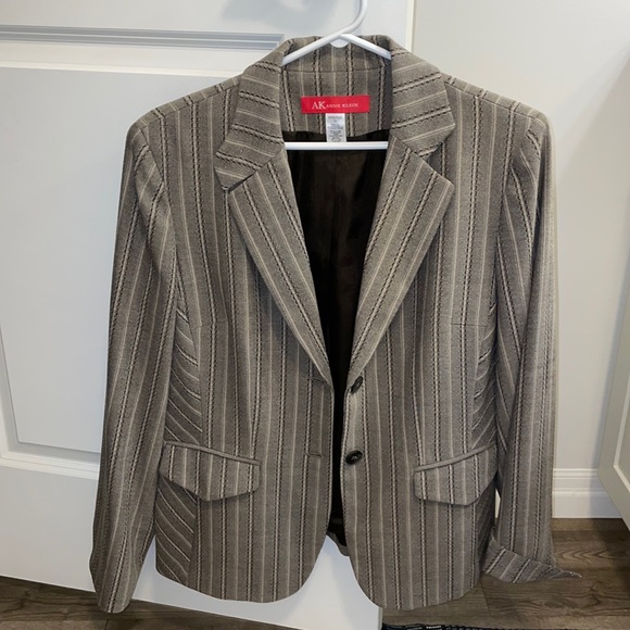 Brand new never worn A K Anne Klein stretch size 12 blazer. - Picture 1 of 3
